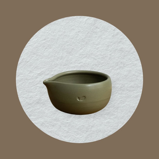 Chawan with Spout (Green)